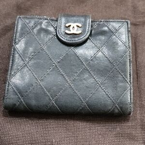 Chanel Black Quilted Leather Wallet